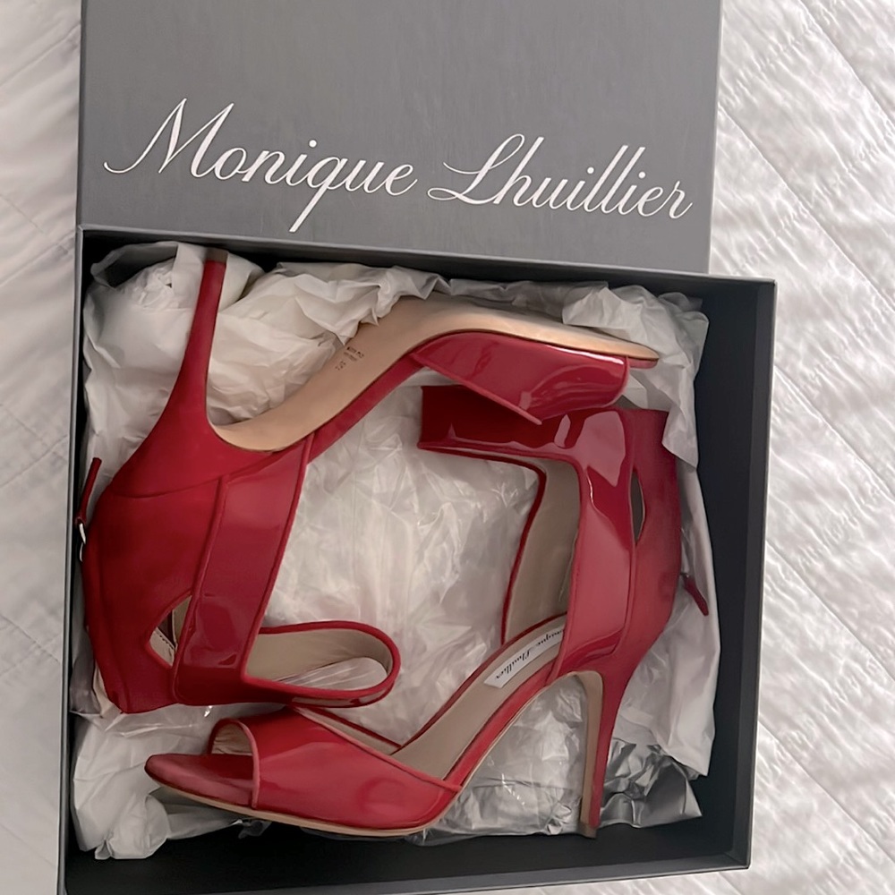 Monique Lhullier open toe shoes. Size 39